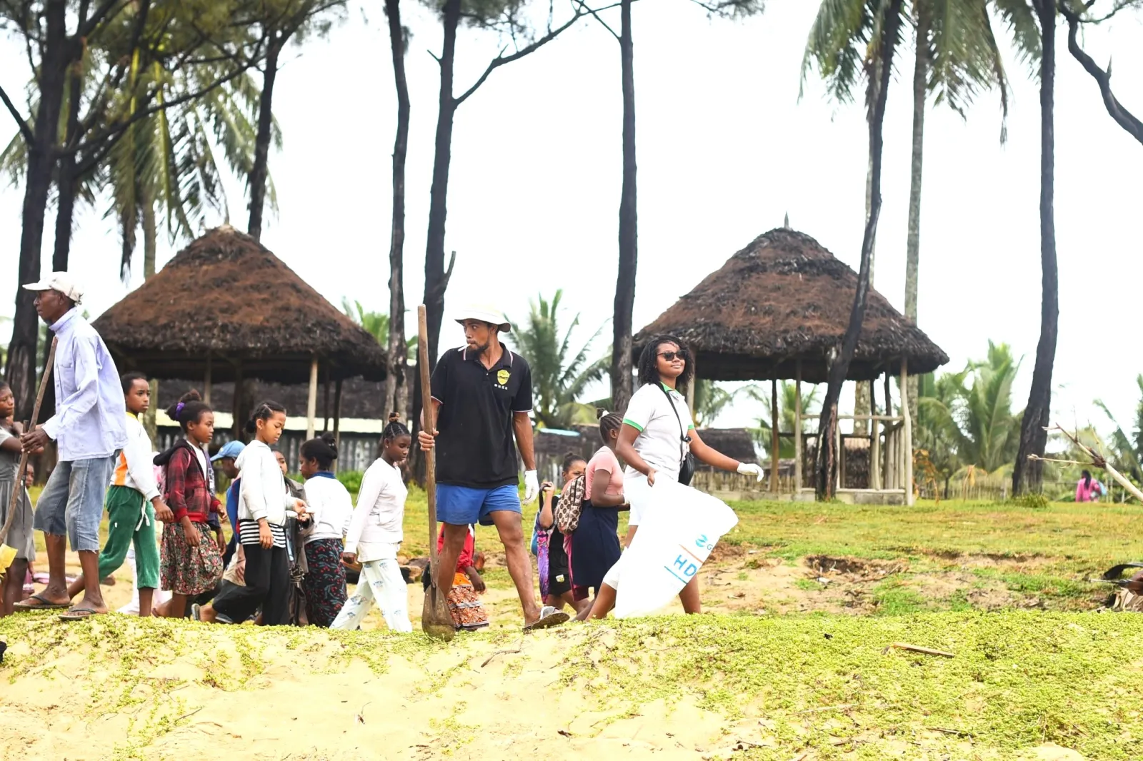 Ocean Initiative 2026 in Ambila Lemaitso: Beach Clean-Up and Environmental Awareness